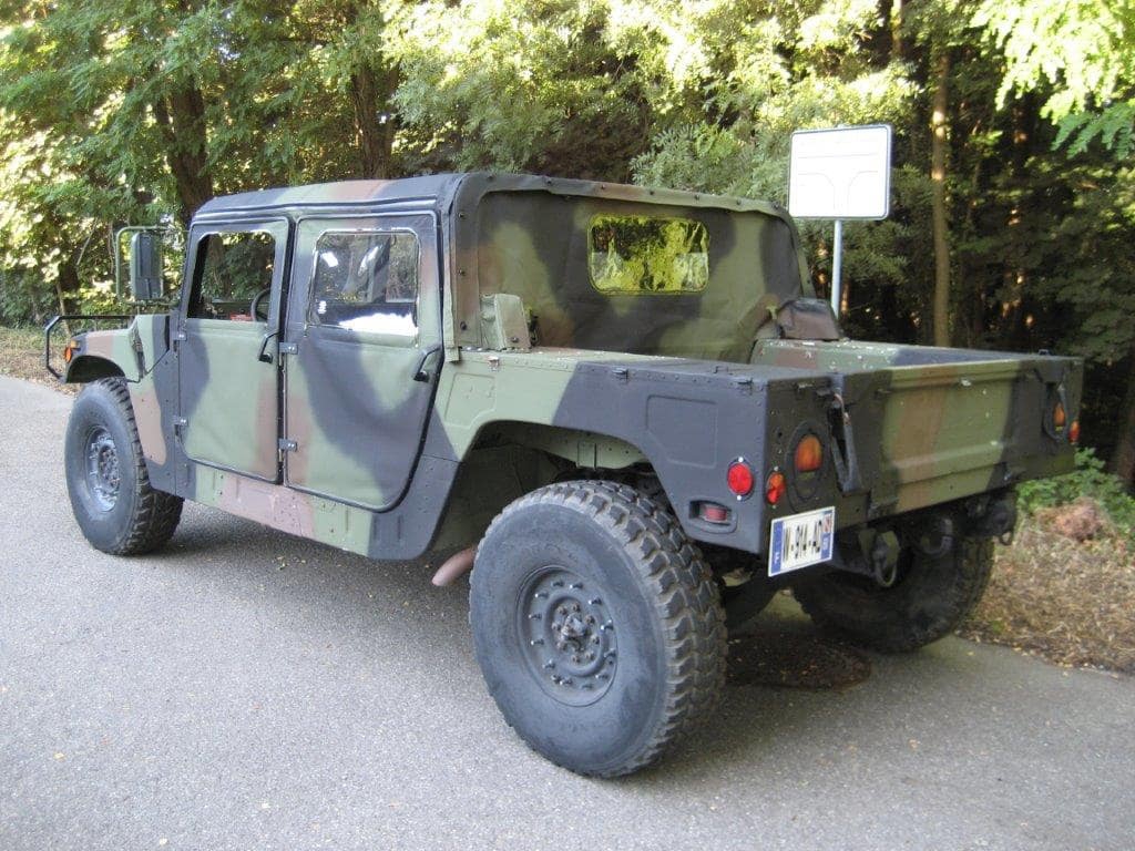 AM General Humvee M998 V8 6,2L Diesel de 1987 3/4 arrière