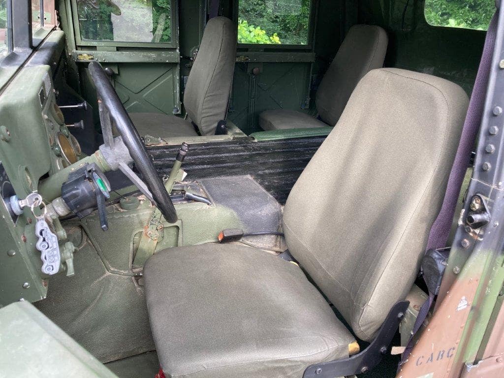 AM General Humvee M998 V8 6,2L Diesel de 1987 intérieur siège
