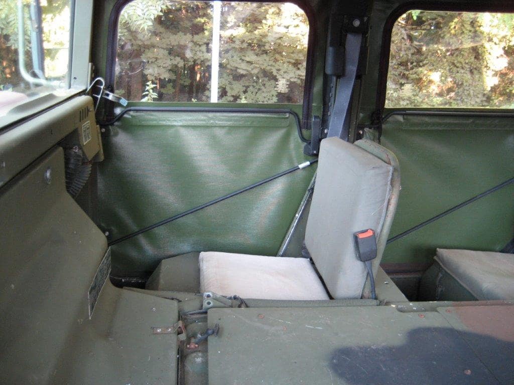 AM General Humvee M998 V8 6,2L Diesel de 1987 intérieur siège