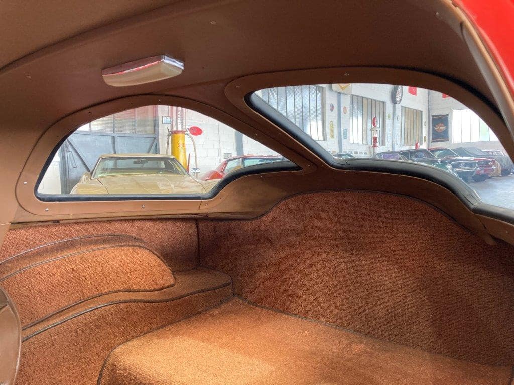 Chevrolet Corvette C2 Split Window de 1963 intérieur arrière