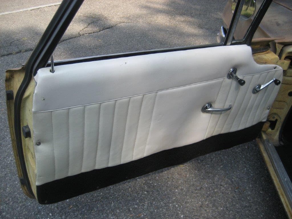 Chevrolet El Camino V8 283ci Hot-rod de 1960 intérieur porte