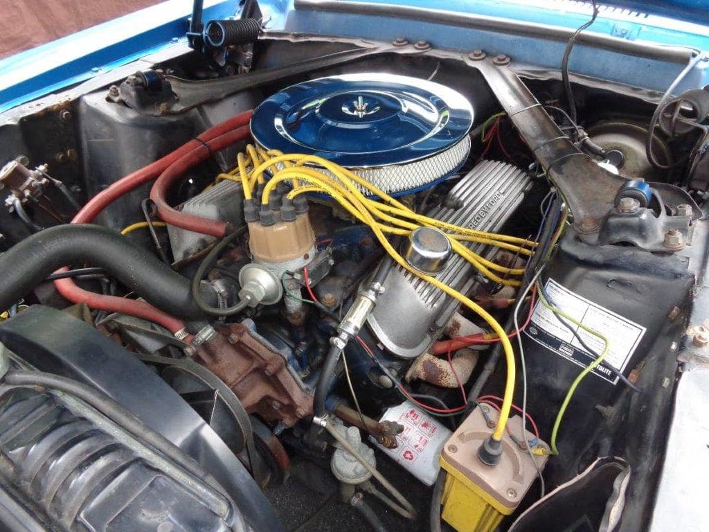 Ford Mustang Fastback GT V8 390ci Code S de 1968 moteur 3/4