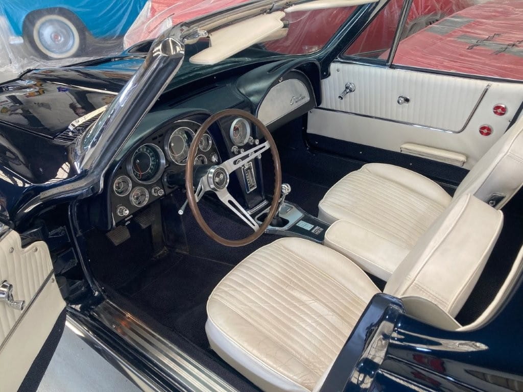 Chevrolet Corvette C2 Cabriolet V8 327ci de 1964