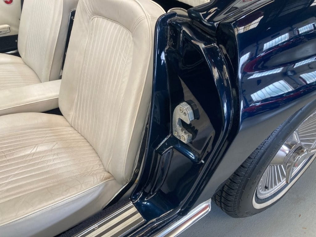 Chevrolet Corvette C2 Cabriolet V8 327ci de 1964