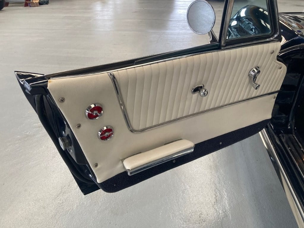 Chevrolet Corvette C2 Cabriolet V8 327ci de 1964