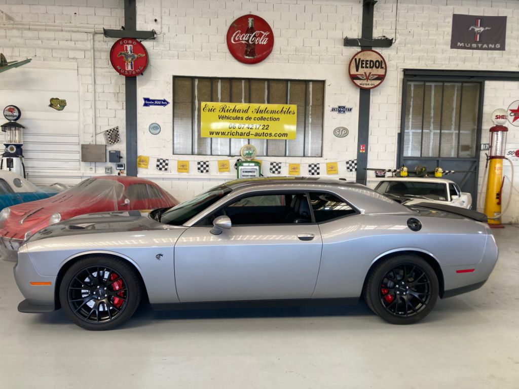 DODGE Challenger SRT Hellcat V8 6.2L HEMI Supercharged de 2017