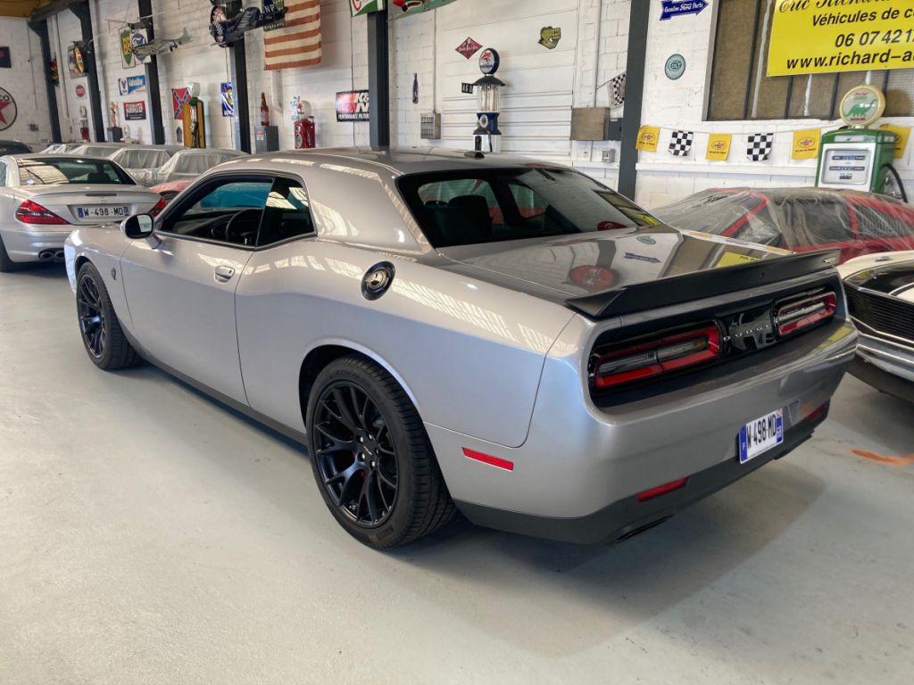 DODGE Challenger SRT Hellcat V8 6.2L HEMI Supercharged de 2017