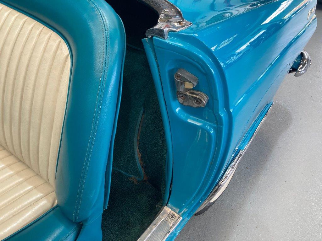 Ford Thunderbird V8 312ci de 1956