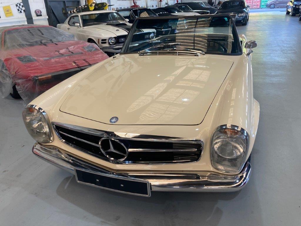 Mercedes 230 SL Pagode de 1965