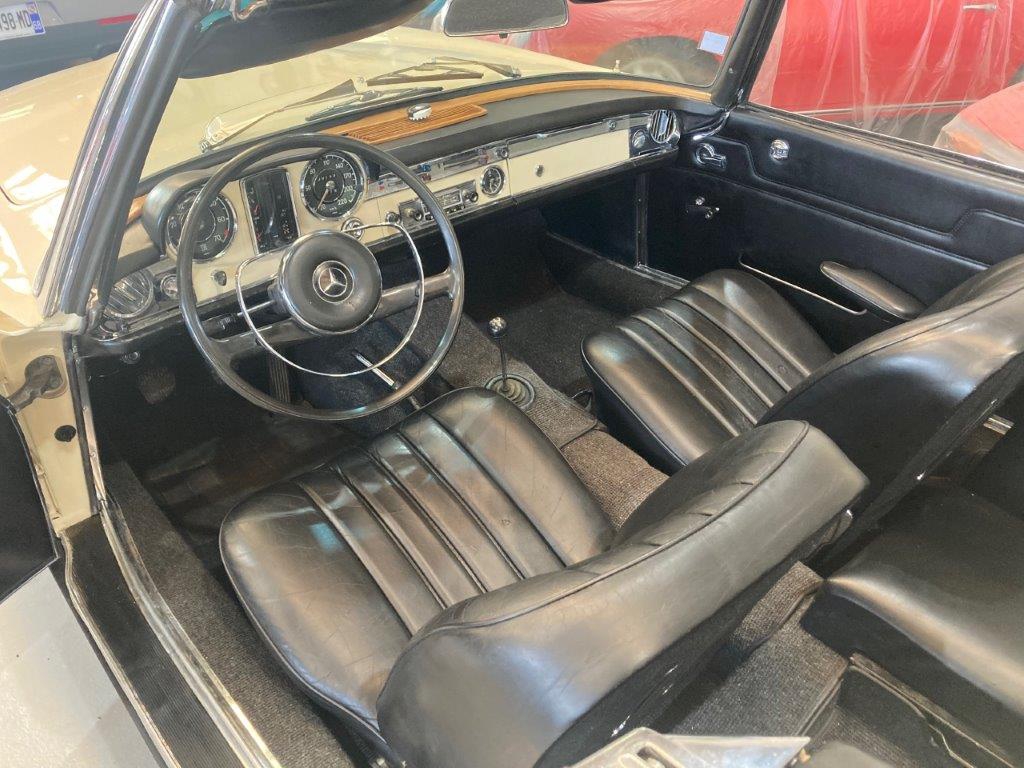 Mercedes 230 SL Pagode de 1965