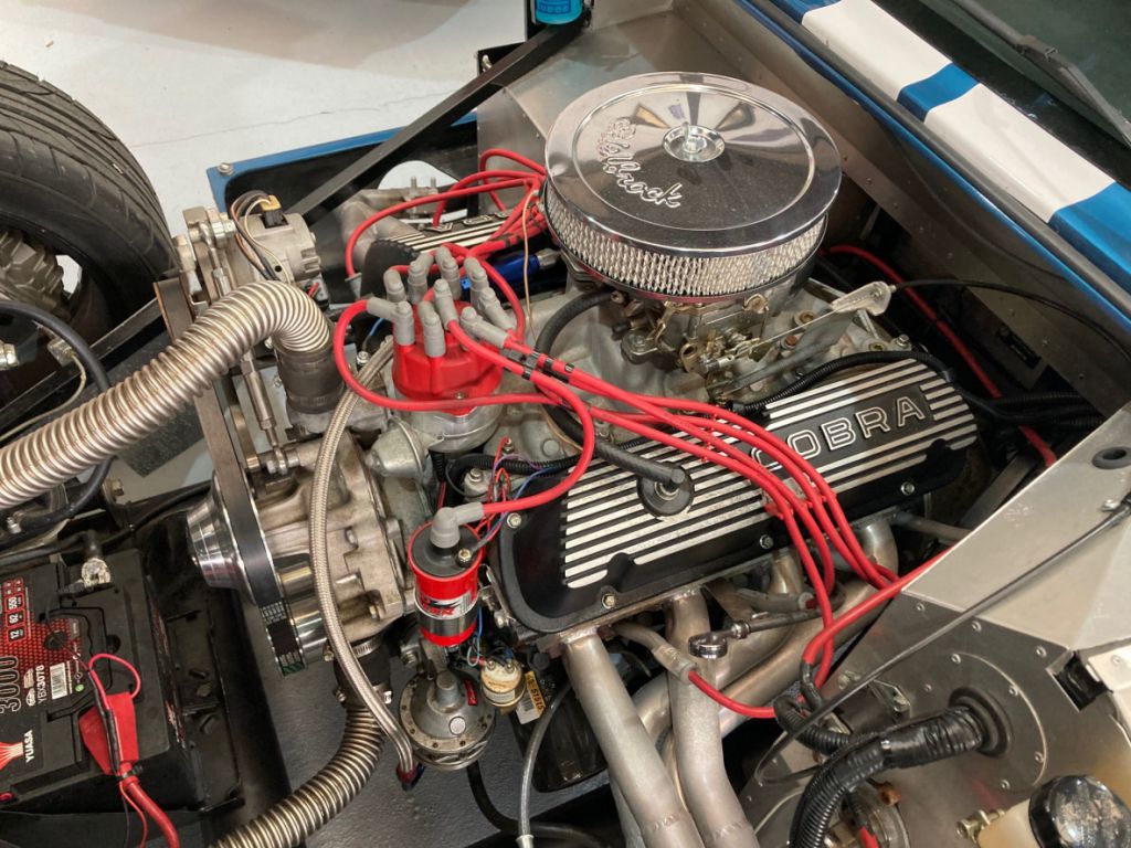 Shelby Daytona Coupé Replica de 1965 moteur 3/4